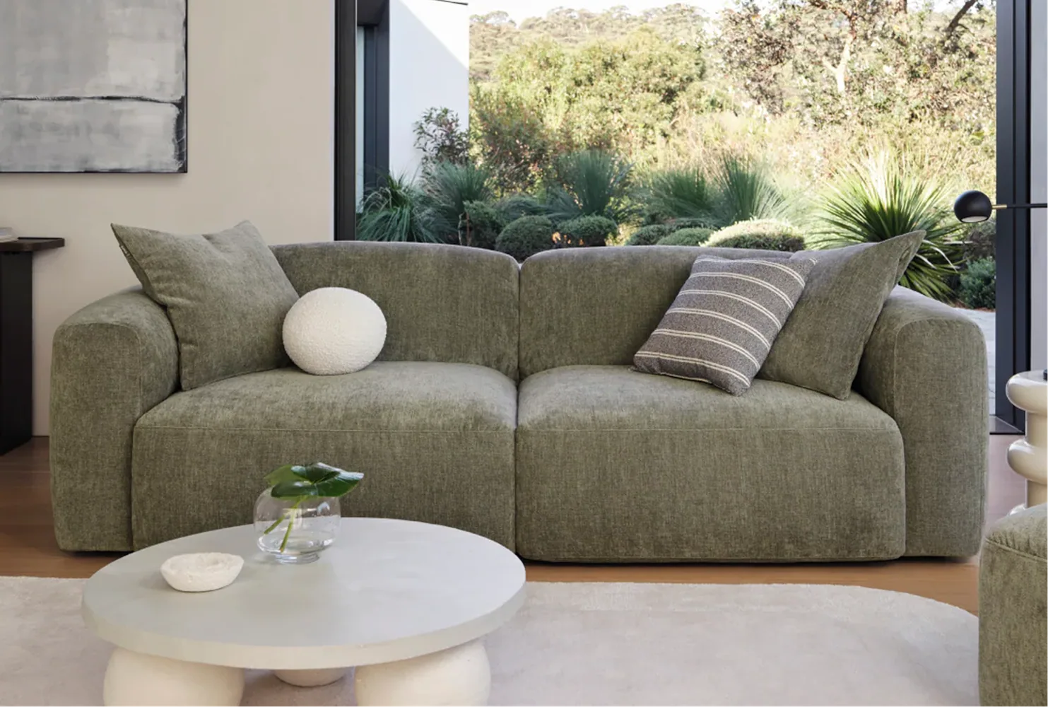 Accent Chair vs Armchair: Which Belongs in Your Living Space? — Maiden House journal